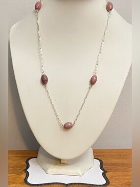NEW Genuine Rhodonite crystal necklace